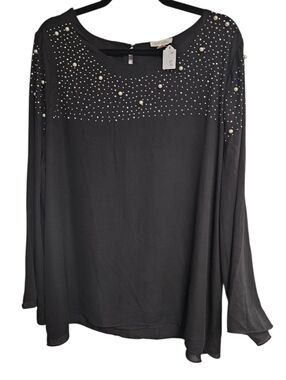 Black Embellished Long-Sleeve Tee - Women's